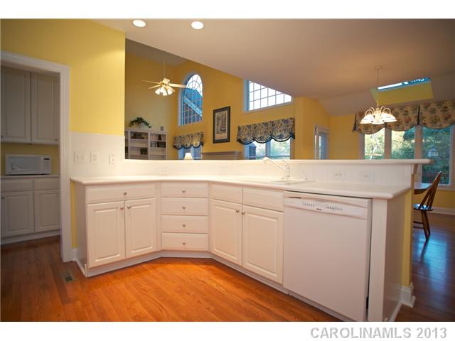 1611  Stevens Ridge Matthews North Carolina 28105