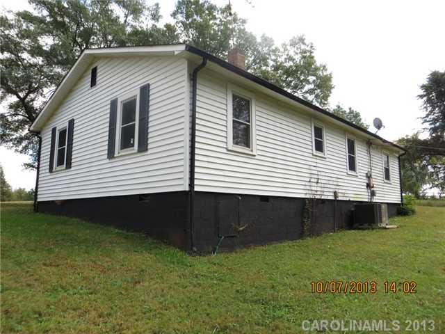 1037  Long Shoals Road Lincolnton North Carolina 28092