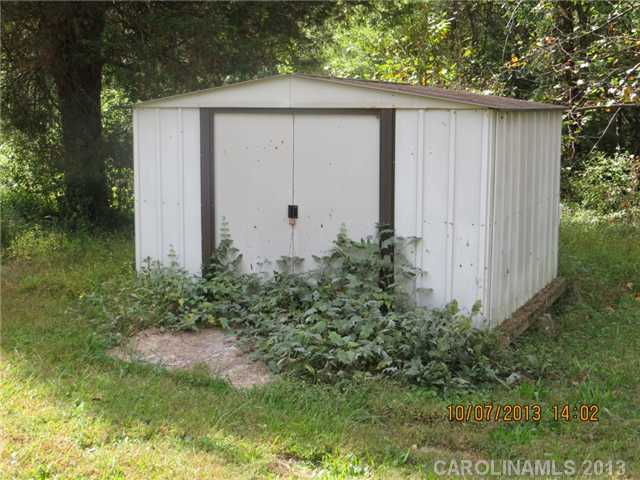 1037  Long Shoals Road Lincolnton North Carolina 28092