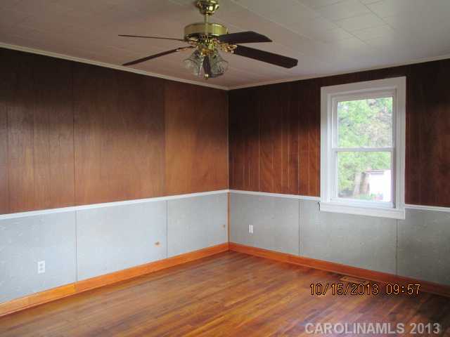 1037  Long Shoals Road Lincolnton North Carolina 28092