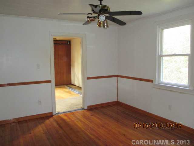 1037  Long Shoals Road Lincolnton North Carolina 28092