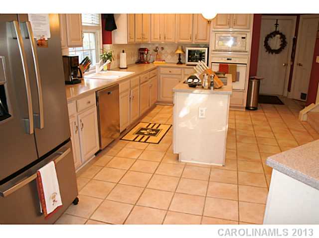 9811  Linksland Drive Huntersville North Carolina 28078