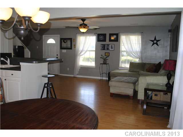 107  Westbury Drive Mooresville North Carolina 28117