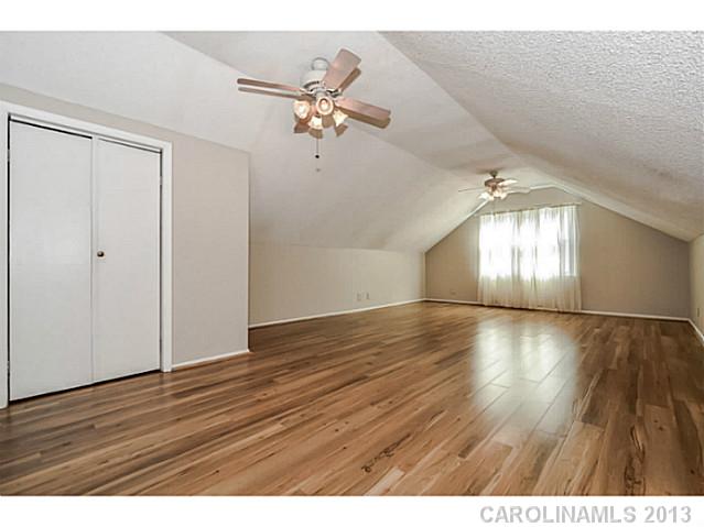 4803  Meadowridge Drive Charlotte North Carolina 28226