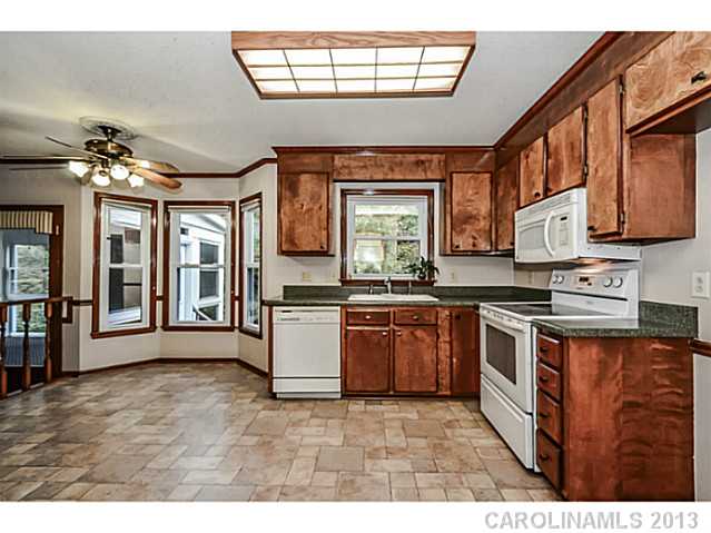 4803  Meadowridge Drive Charlotte North Carolina 28226