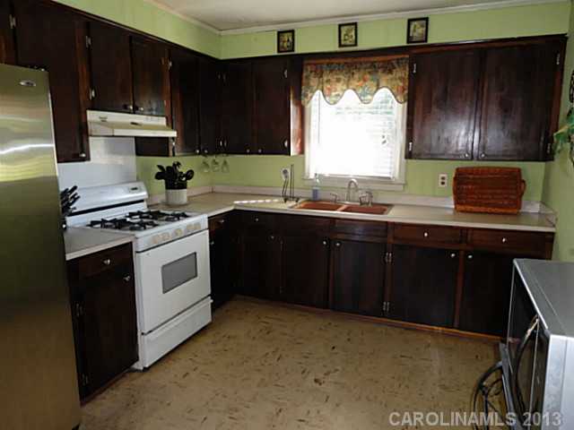 2304  Woodleaf Drive Gastonia North Carolina 28052