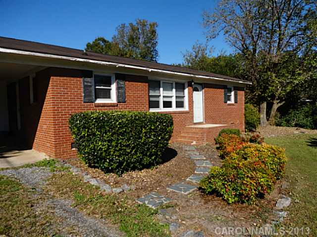 2304  Woodleaf Drive Gastonia North Carolina 28052