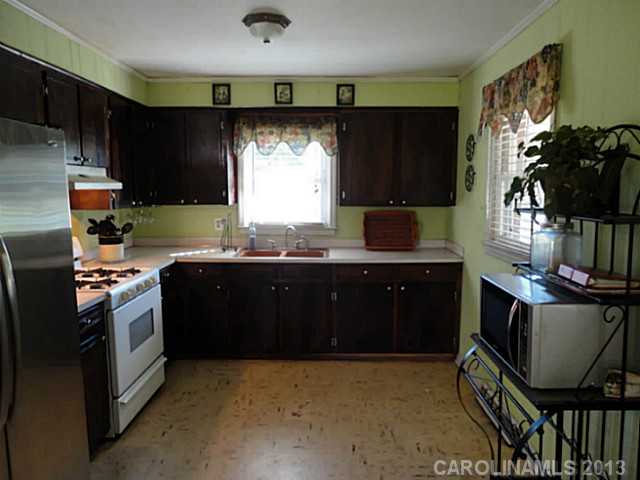 2304  Woodleaf Drive Gastonia North Carolina 28052