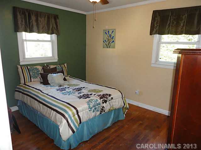 2304  Woodleaf Drive Gastonia North Carolina 28052