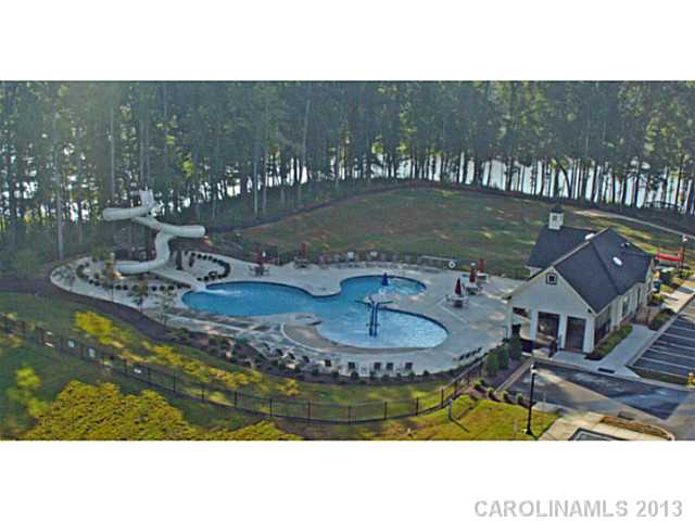 8824  Artesa Mill Lane Charlotte North Carolina 28214
