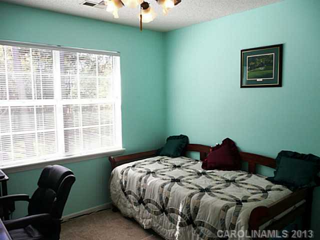 8300  Holbrook Square Court Charlotte North Carolina 28216