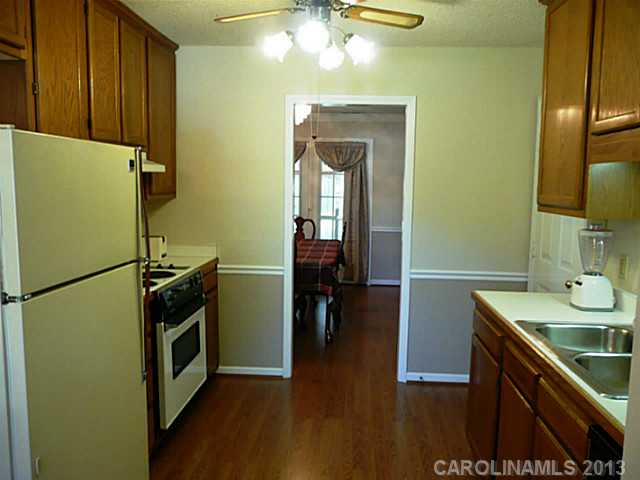 8300  Holbrook Square Court Charlotte North Carolina 28216