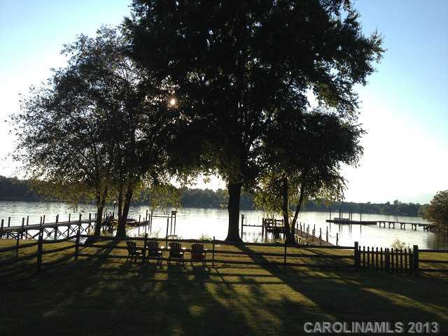 328  Yacht Road Mooresville North Carolina 28117