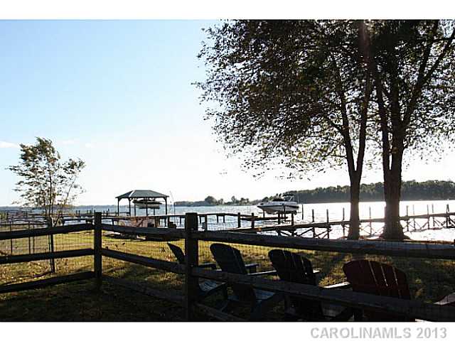 328  Yacht Road Mooresville North Carolina 28117