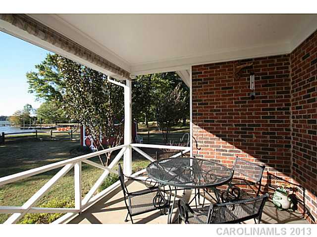 328  Yacht Road Mooresville North Carolina 28117