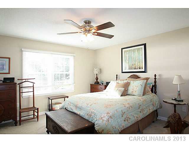 328  Yacht Road Mooresville North Carolina 28117