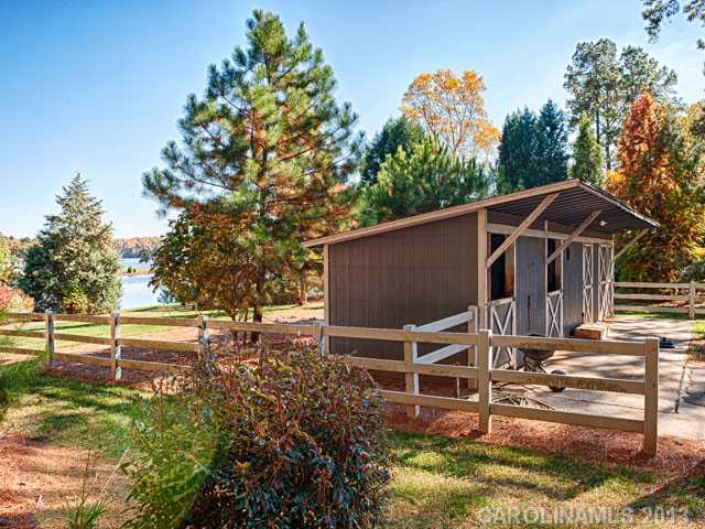 151  Travis Pointe Drive Mooresville North Carolina 28117