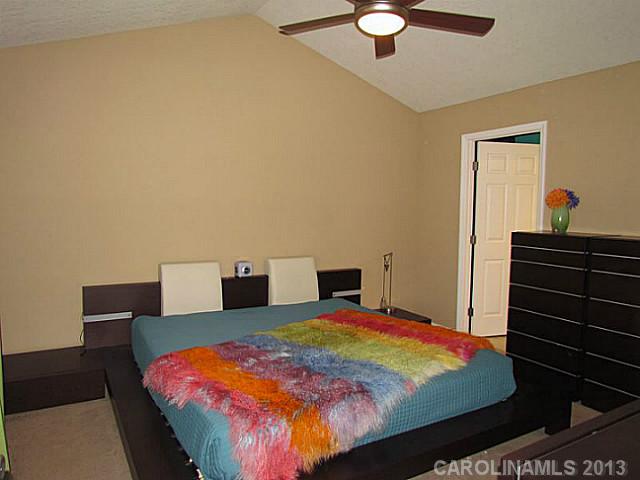 5688  Valley Field Road Hickory North Carolina 28602