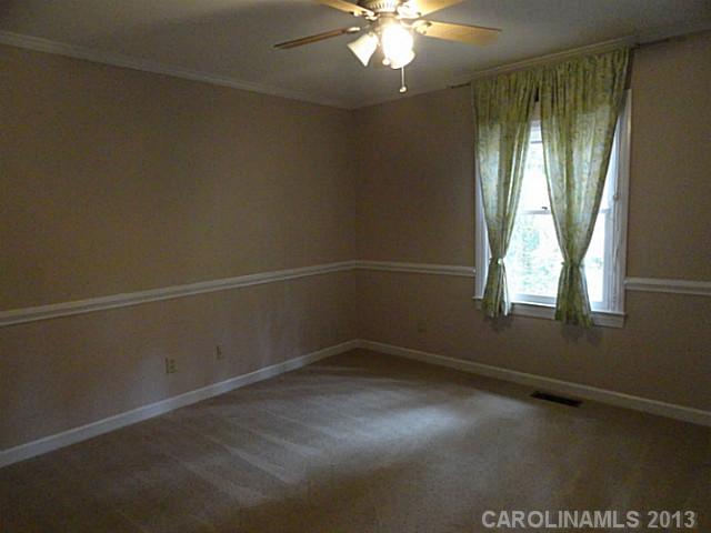 361 W Glen Eagles Road Statesville North Carolina 28625