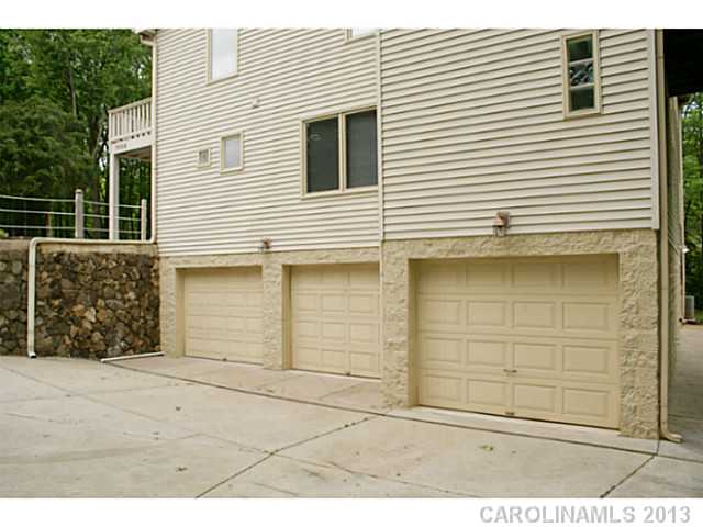 7689  Sail Pointe Drive Sherrills Ford North Carolina 28673