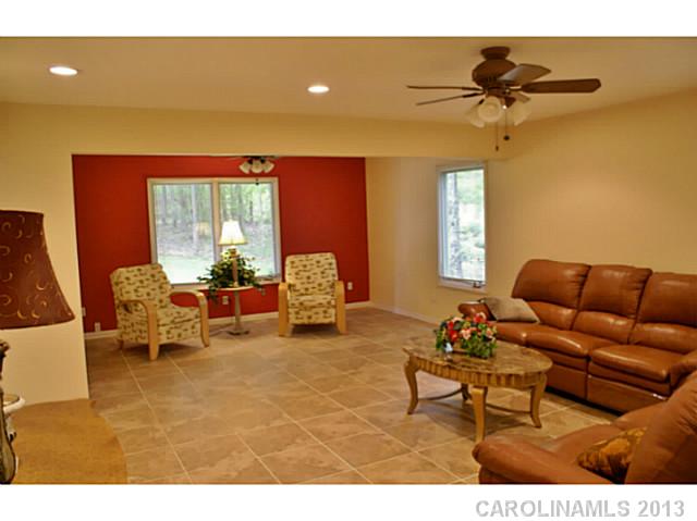7689  Sail Pointe Drive Sherrills Ford North Carolina 28673