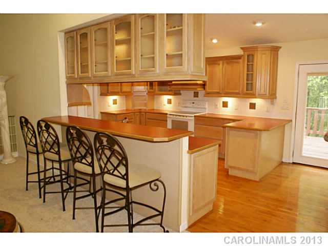 7689  Sail Pointe Drive Sherrills Ford North Carolina 28673