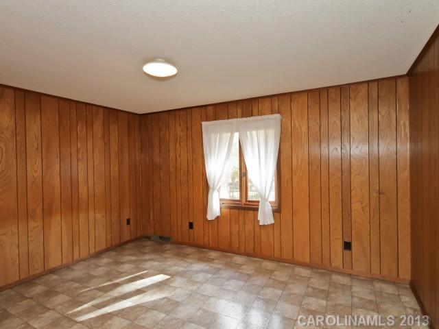 17201  Halter Drive Charlotte North Carolina 28278