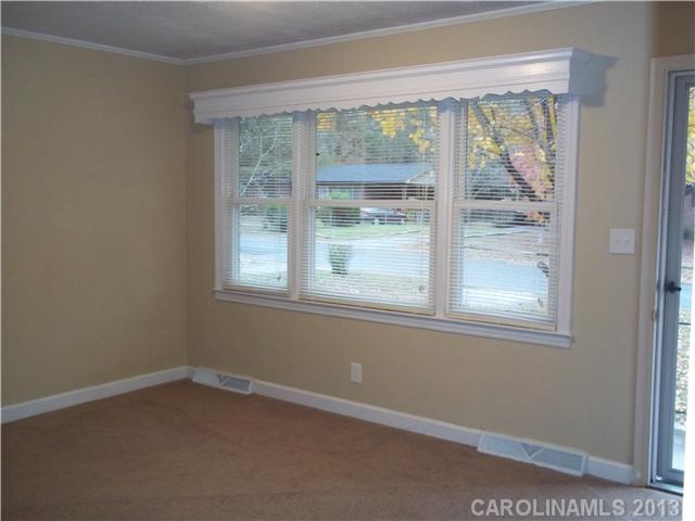 2754  Mary Avenue Gastonia North Carolina 28054