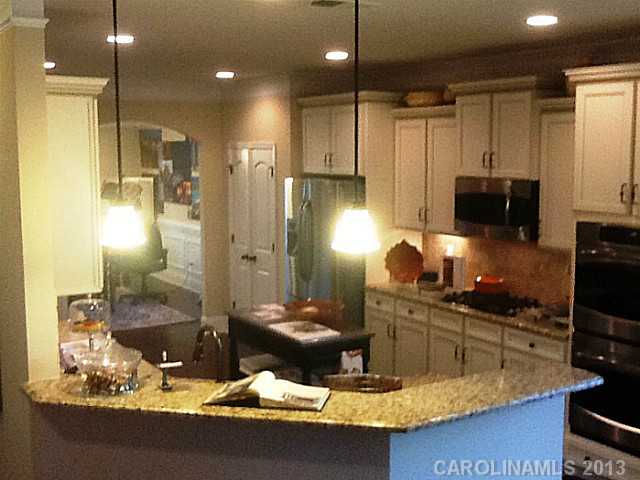7022  Garamond Wood Drive Charlotte North Carolina 28278