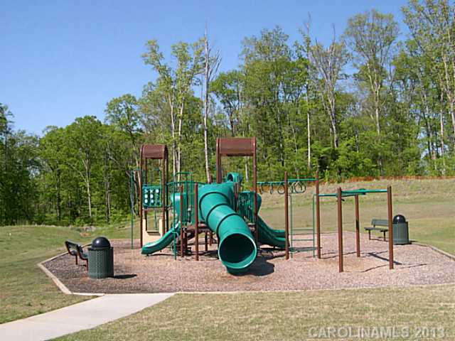 8924  Paddle OaK Road Charlotte North Carolina 28227