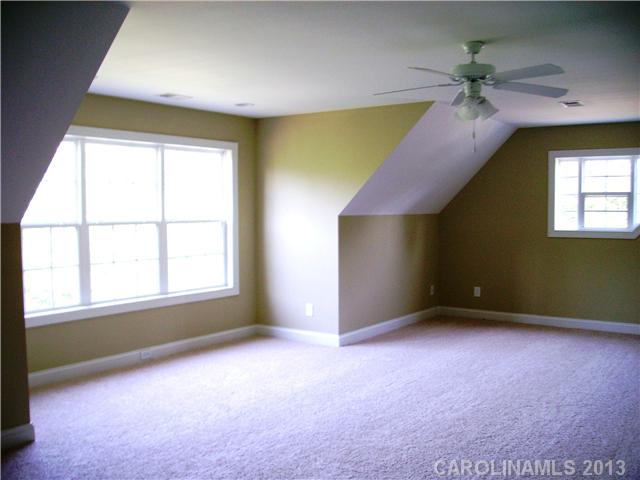 23  Shiny Leaf Drive Denver North Carolina 28037