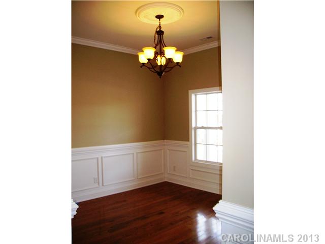 23  Shiny Leaf Drive Denver North Carolina 28037