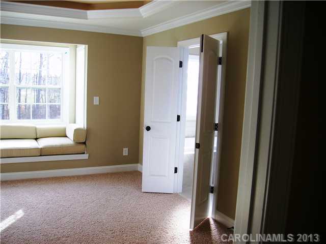 23  Shiny Leaf Drive Denver North Carolina 28037