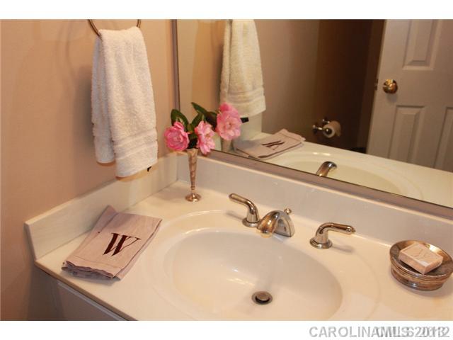 5100  Pebble Stone Court Gastonia North Carolina 28056