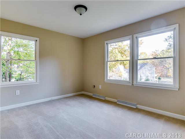 6019  Mcnair Road Charlotte North Carolina 28212