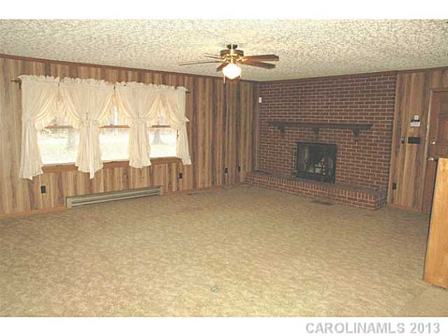 1064  Shoal Road Lincolnton North Carolina 28092