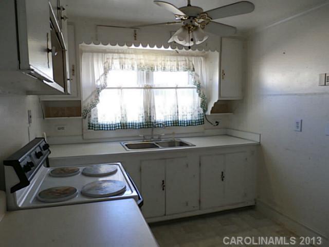 2428 W 2nd Avenue Gastonia North Carolina 28052