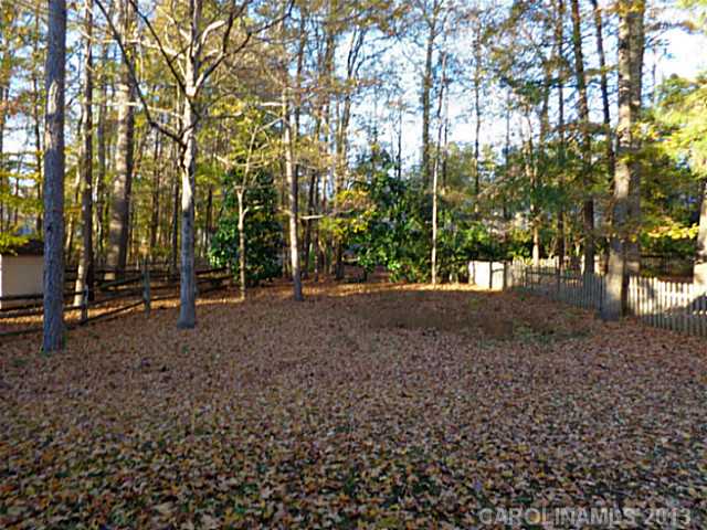 12830  English Walnut Lane Charlotte North Carolina 28215