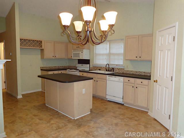 12830  English Walnut Lane Charlotte North Carolina 28215