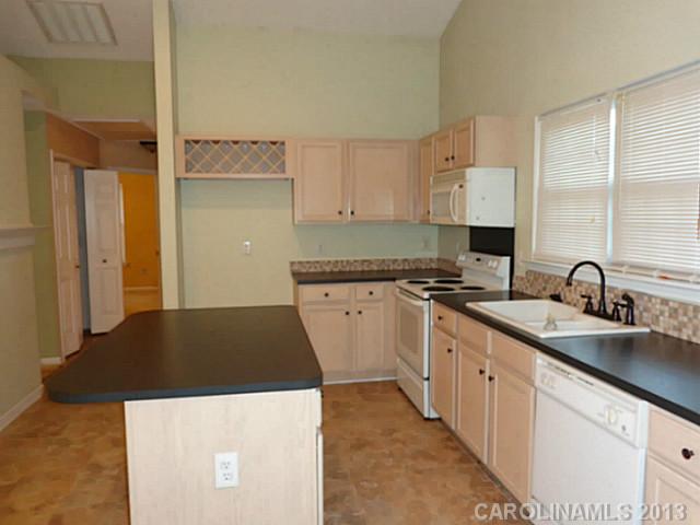 12830  English Walnut Lane Charlotte North Carolina 28215