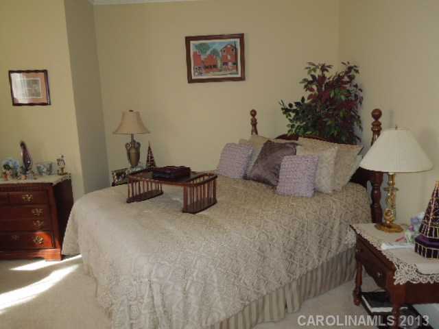 8645  Getalong Road Charlotte North Carolina 28213