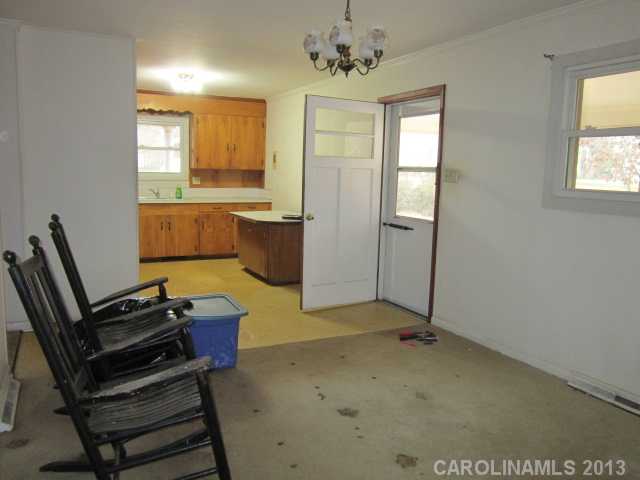2209 E Broad Street Statesville North Carolina 28625