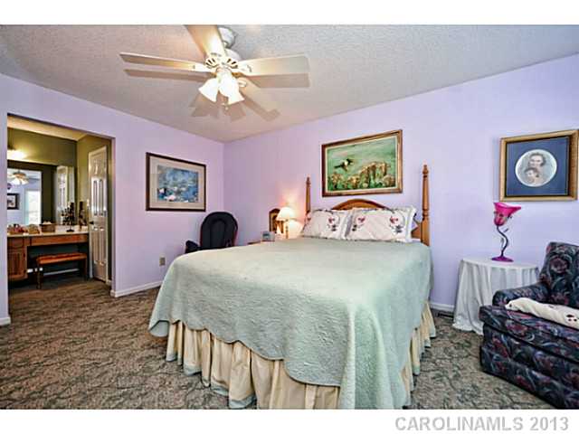 10336  Fairway Ridge Road Charlotte North Carolina 28277