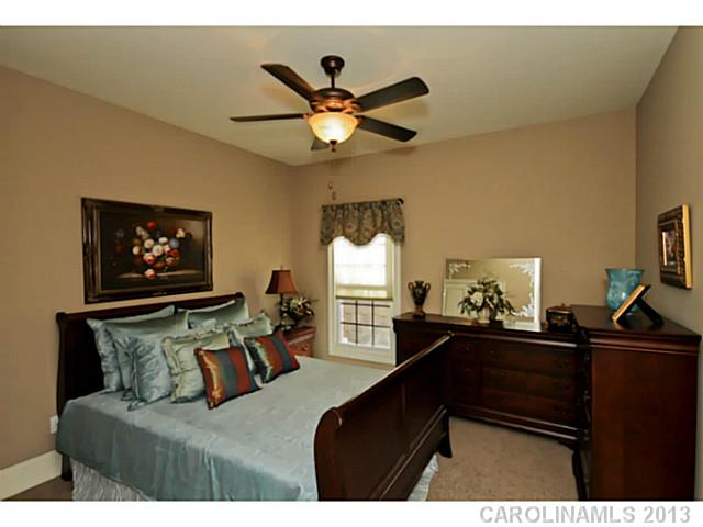 208 E Tattersall Drive Statesville North Carolina 28677