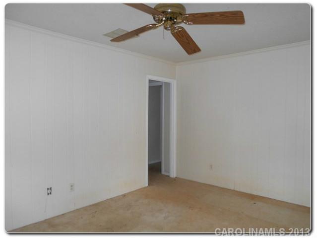 906  Mclaughlin Drive Charlotte North Carolina 28212