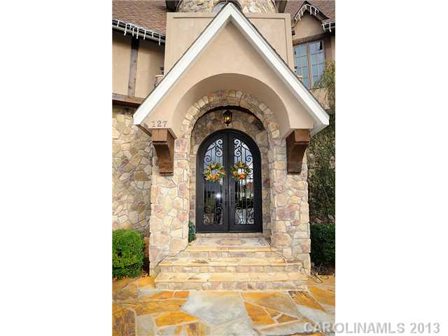 127  S Longfellow Lane Mooresville North Carolina 28117