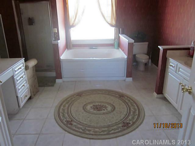 132  Fox Den Circle Statesville North Carolina 28677