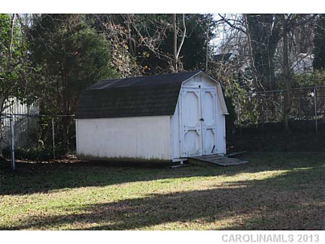 1209  Jones Street Gastonia North Carolina 28052