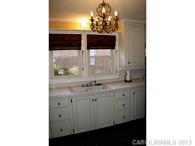 1209  Jones Street Gastonia North Carolina 28052