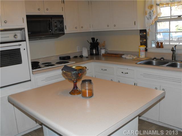 1907  Wildlife Road Charlotte North Carolina 28214